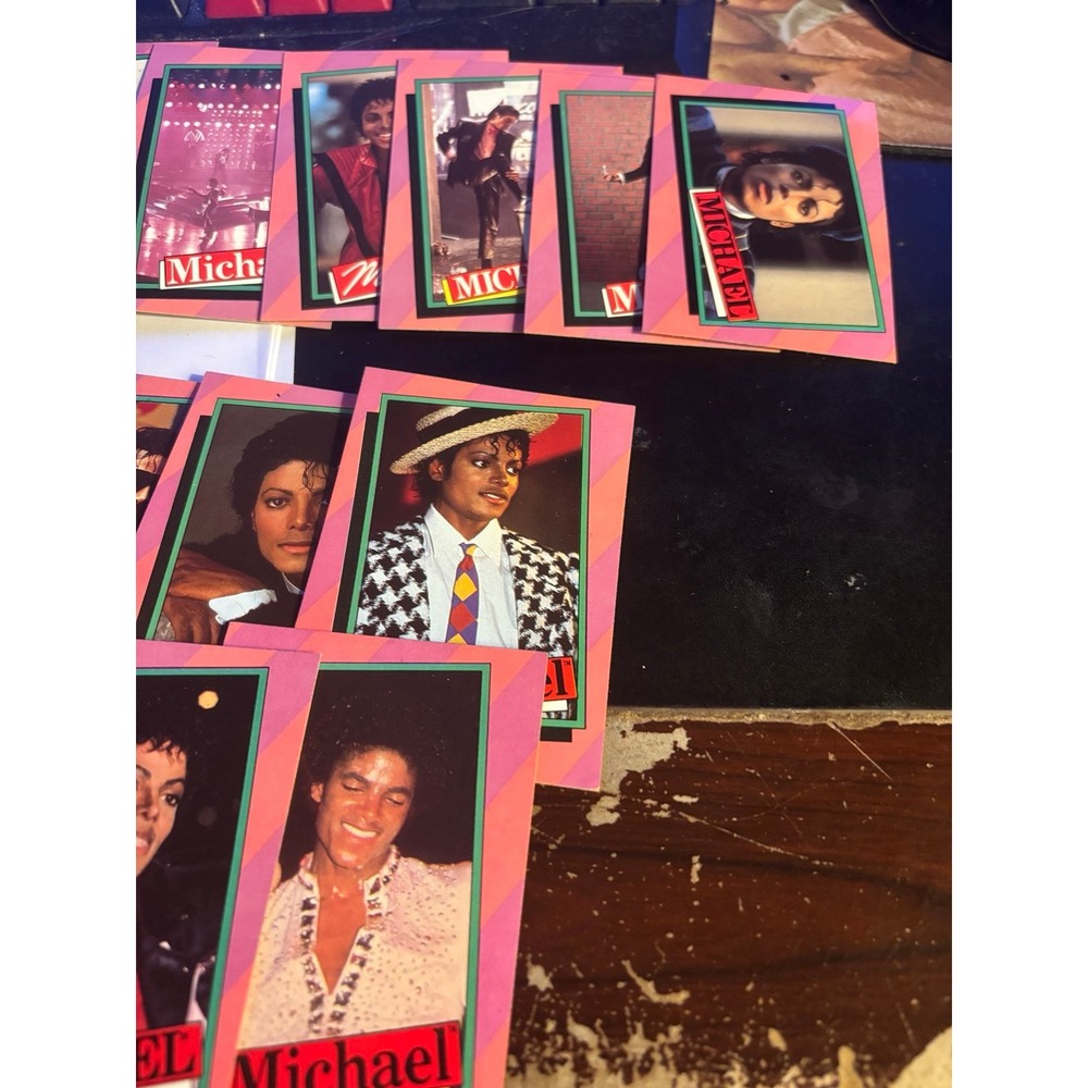 The 1984 Michael Jackson Topps Cards set includes 33 vintage trading cards MINT - Picture 5 of 8